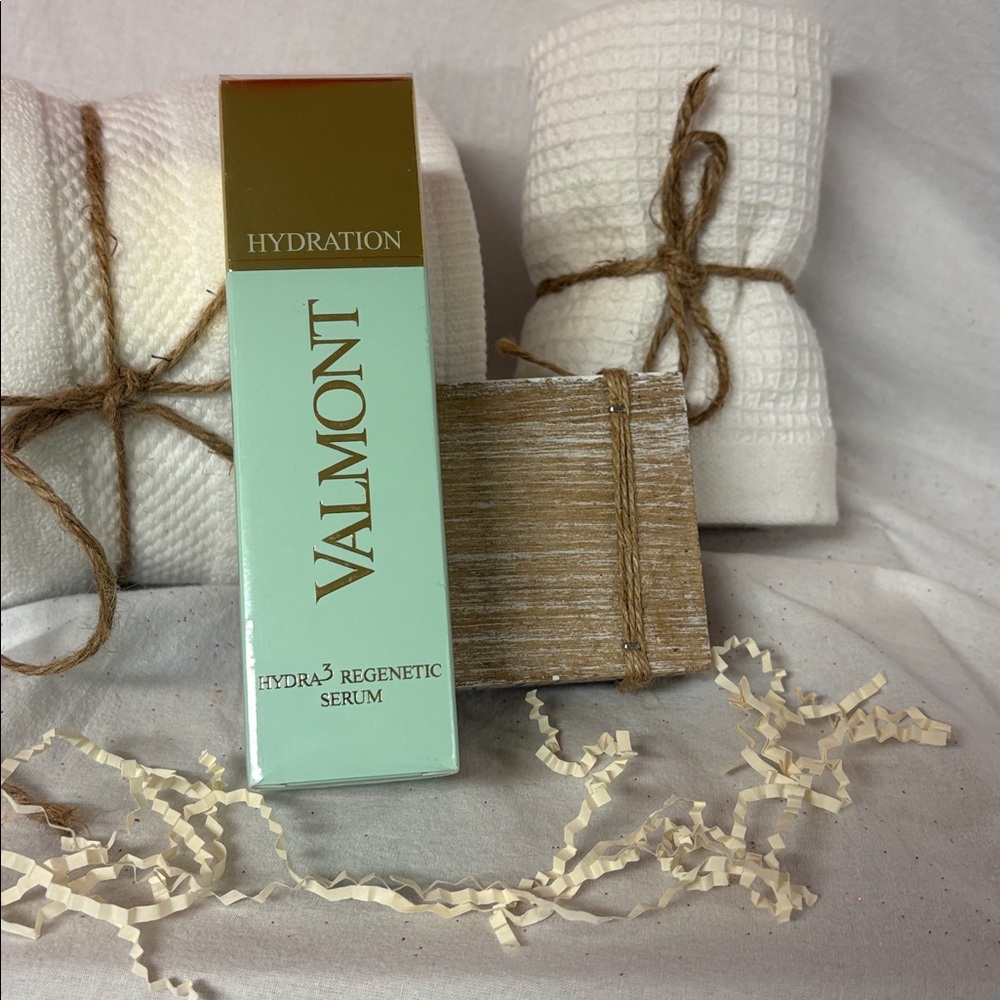 Valmont Hydra3 Regenetic Serum | Swiss Luxury Hydration & Plumping